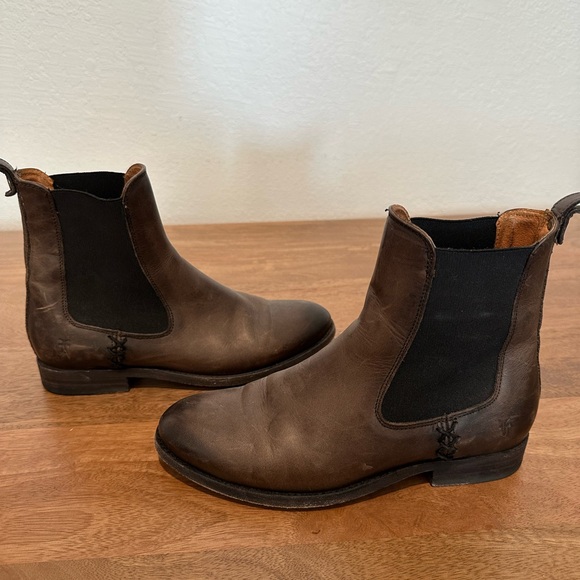 Frye Melissa Chelsea boot 5.5 brown - Picture 4 of 6